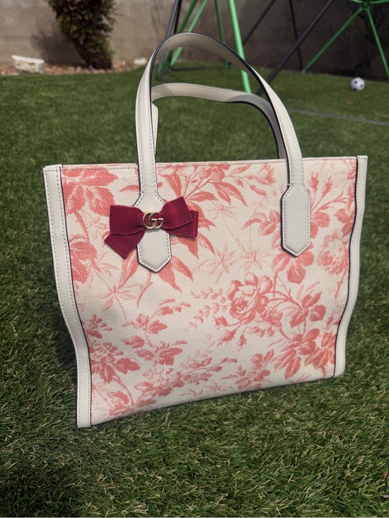 Gucci Handbags - Gucci GG Ribbon Herbarium Floral Canvas Tote Japan-EXCLUSIVE collection